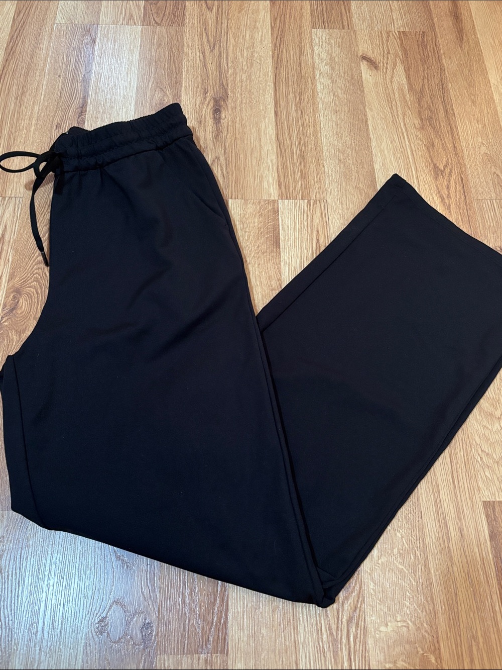 Cinch-Waist Wide Leg Black Sweatpants with pockets!